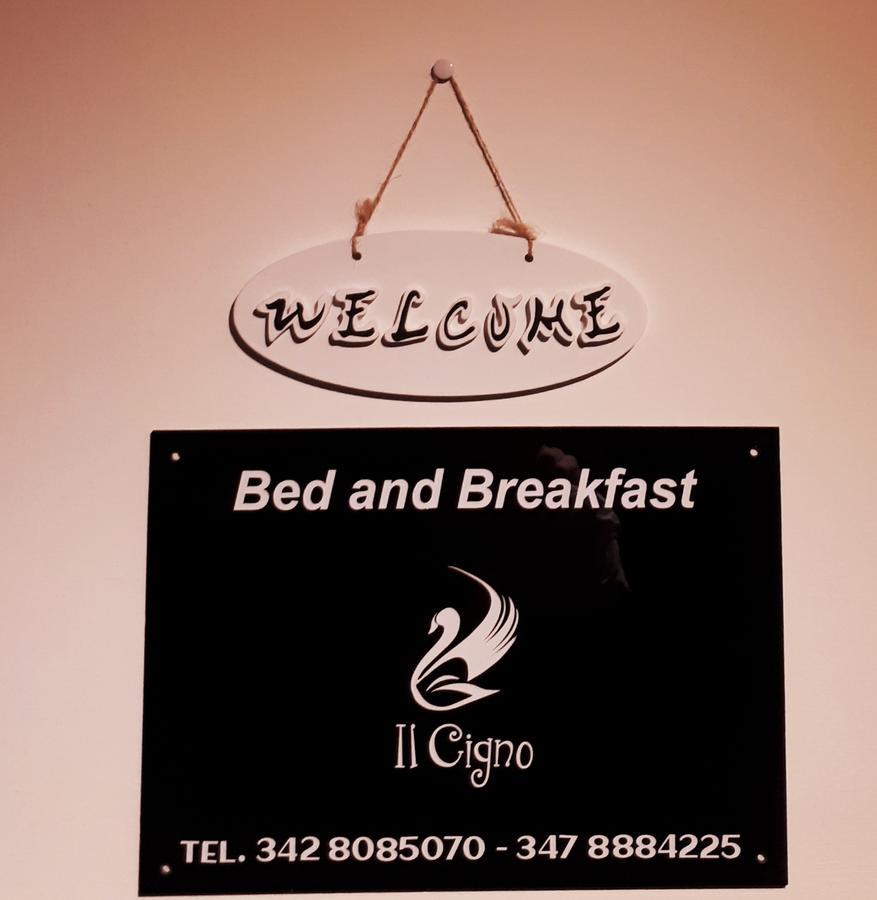 Bed and Breakfast Il Cigno Барі Екстер'єр фото